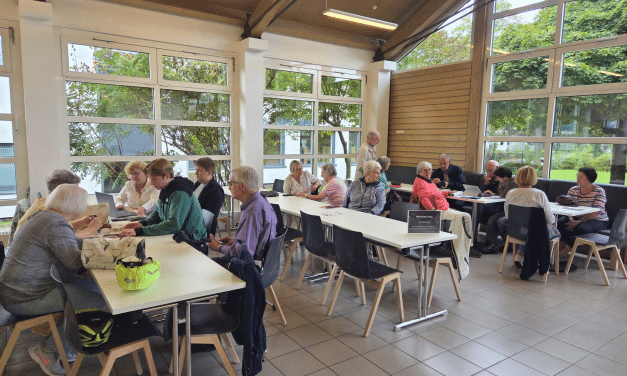Digital miteinander: Generationen treffen sich beim Miteinander-Montag in Worms