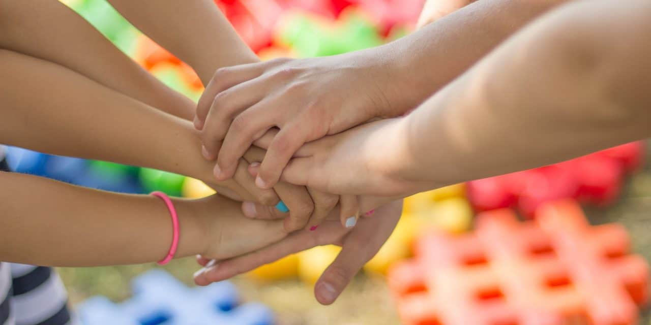 Kinder begleiten, Zukunft gestalten: Neuer Qualifizierungskurs startet