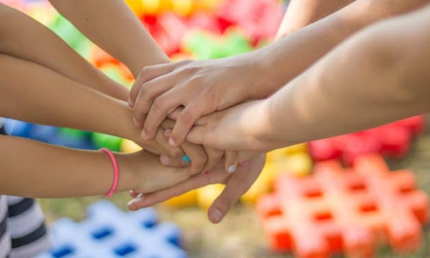 Kinder begleiten, Zukunft gestalten: Neuer Qualifizierungskurs startet