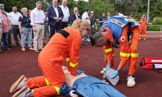 Ehrenamt im Mittelpunkt: 400 Rotkreuzler zeigen bei RoKET ihr Können