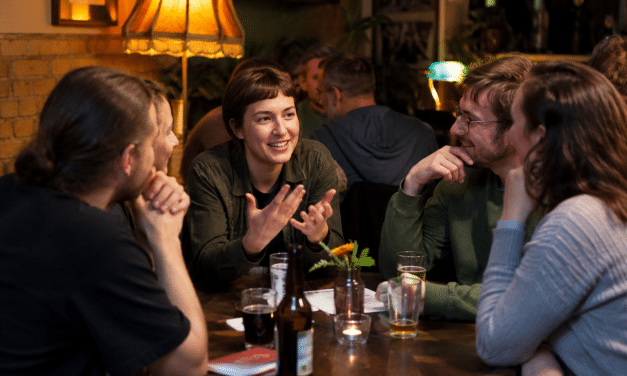Grüne Worms laden zum offenen Stammtisch in die Funzel ein