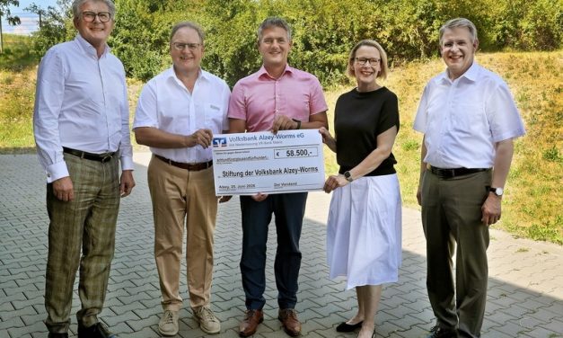 Volksbank-Stiftung unterstützt Kulturpreis und stärkt den Nachwuchs der Feuerwehren