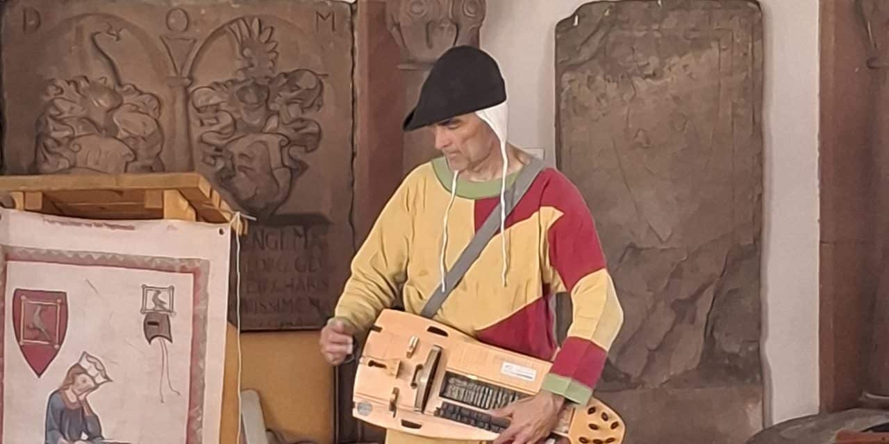 Erfolgreiche Sommerferienspiele im Museum Andreasstift: Eine Woche voller „Abenteuer Mittelalter“